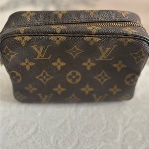 Vintage Louis Vuitton Trousse 18